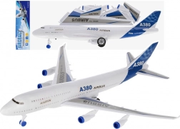 zrakoplov sa svjetlom i zvukom