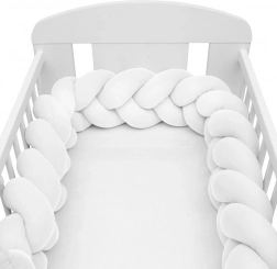 Muślinowy warkoczowy ochraniacz do łóżeczka biały
