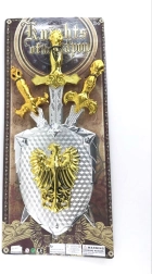 Set di spade e scudo in finitura argento lucido