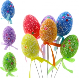 Húsvéti tojások dróton, színes, fehér mintákkal és szalaggal 6 db