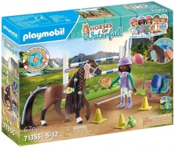 Playmobil Horses Waterfall: Zoe i Blaze z przeszkodami 71355