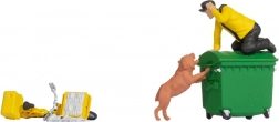 Noch Funny-Scenes Beware of the Dog! – figures and scene for H0 scale model railway