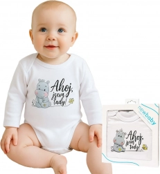 Body s potiskem New Baby Ahoj, jsem tady! – dárkové balení