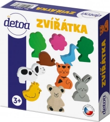 Sada drevených zvieratiek v krabičke