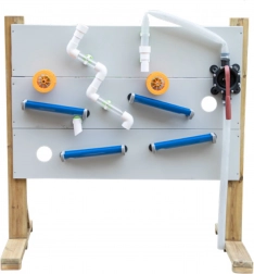 Drvena set za vodeno igralište Classic World Edu stalak + vodeni i pješčani pribor