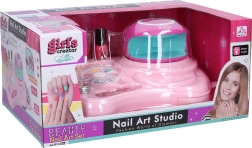 Nail studio z lučko in okraski