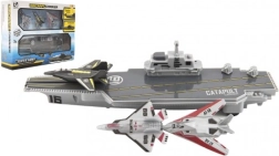 Hangarskib med model jagerfly