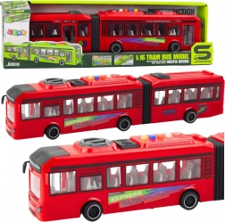 Csuklós autóbusz 1:16 fénnyel, hangokkal és nyitható ajtókkal – piros