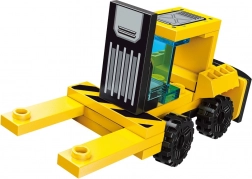 Qman Forklift from the Heavy Transporter Series