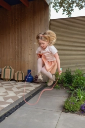 Jump rope with wooden handle pink