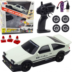 Auto da corsa telecomandata 4WD con ruote intercambiabili bianca