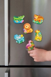 Manufacturing and Painting ZOO Magnets