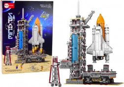 Costruzioni Stazione spaziale con razzo e satelliti