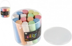 Craies de trottoir colorées en seau