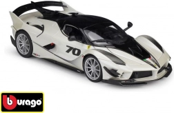 Bburago Ferrari FXX-K EVO No.70 černo-bílé model 1:18