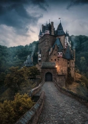 Puzzle 1000 pezzi Castello di Eltz