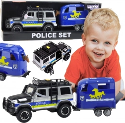 Woopie police off-road car with horse trailer