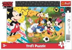 TREFL Puzzle Mickey Mouse in the Countryside 15 pieces