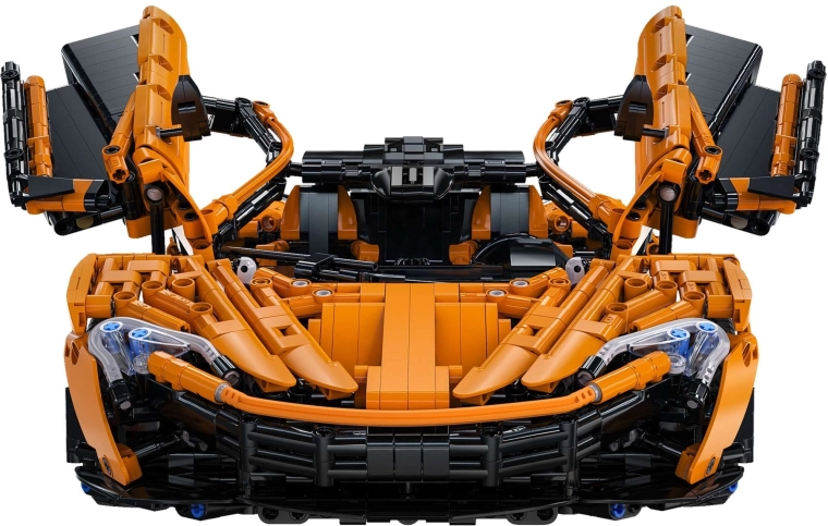 Elementi apribili e dettagli realistici