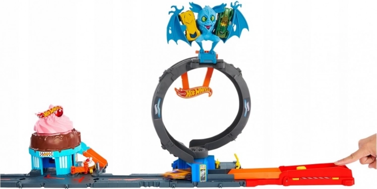 Akční smyčka a souboj s netopýrem