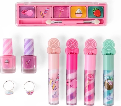 Alt til den første makeup samlet ét sted