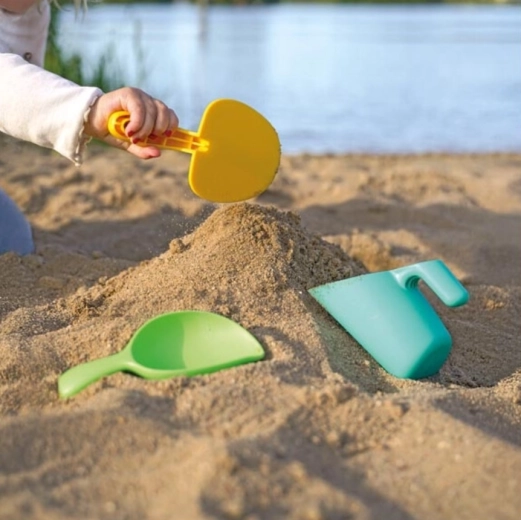 Durable bioplastic from renewable sources