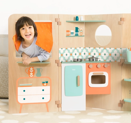 Kitchen and shop in one