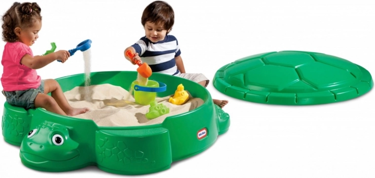 Pohodlná sedátka a prostor pro slunečník