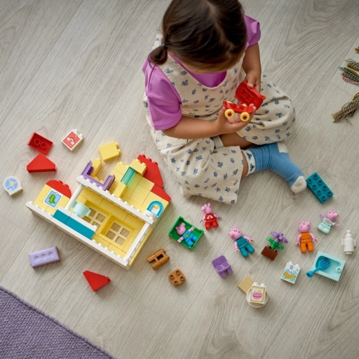 Rich accessories for everyday scenes