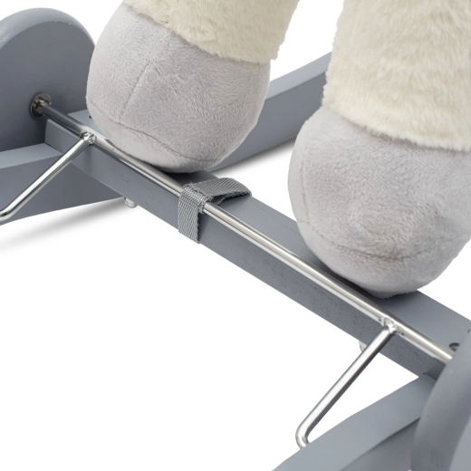 Stable wooden base and metal reinforcements