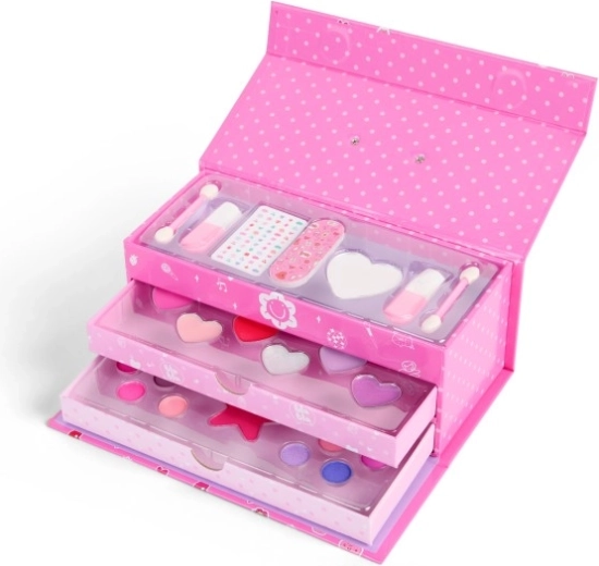 Tri nadstropja polna barv in zabave