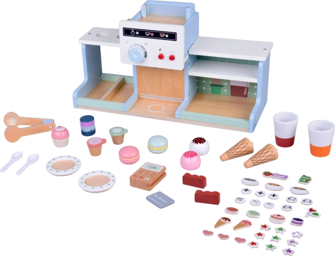 Abundant set of desserts and accessories