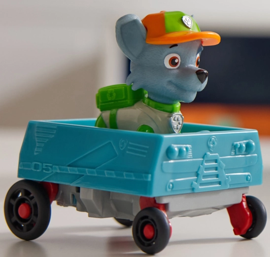 Figurine de Rocky incluse