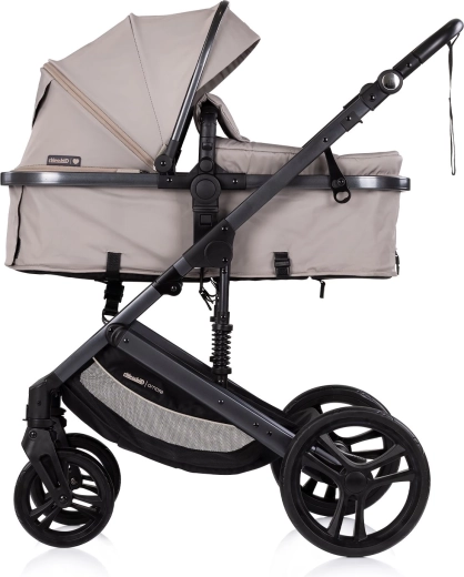 Version nacelle et version poussette en une seule