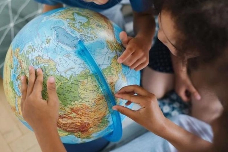 Rilievo 3D ed etichette in ceco dettagliate