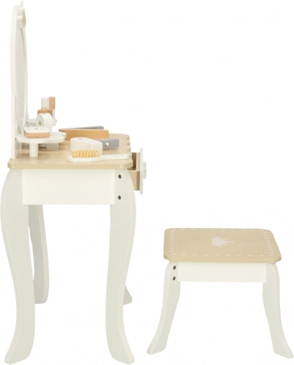 Bezpečné dřevěné provedení s netoxickými barvami