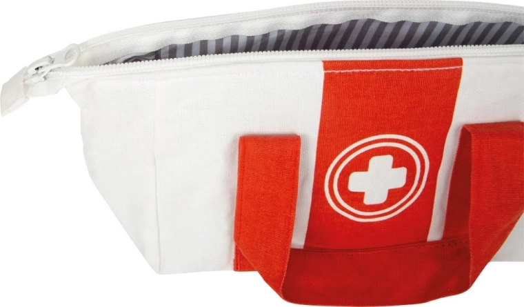 Compact and durable doctor’s bag