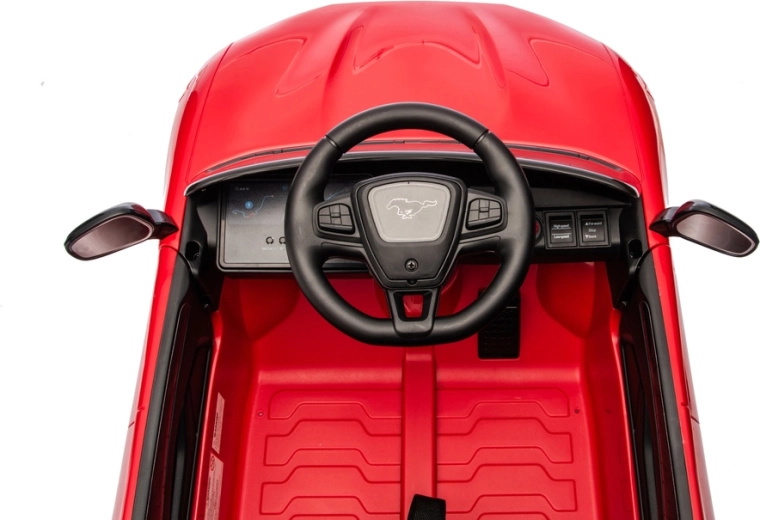 Interni ben studiati con volante