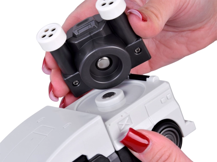 Bliskovita transformacija zahvaljujoč magnetom