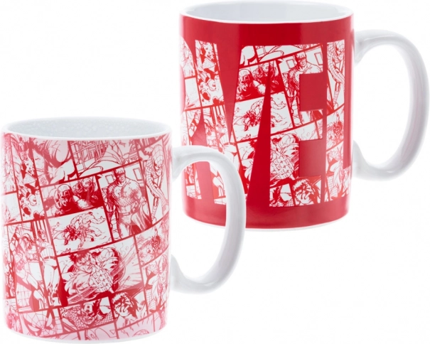Heat-changing mug with MARVEL logo