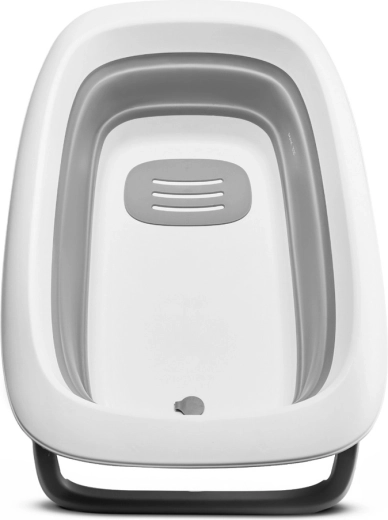 Folding tub with silicone bottom – space saving