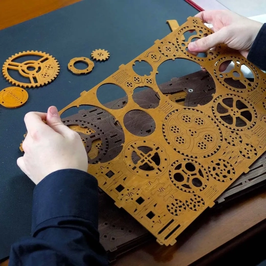 Assemblaggio senza colla – struttura pulita e intelligente