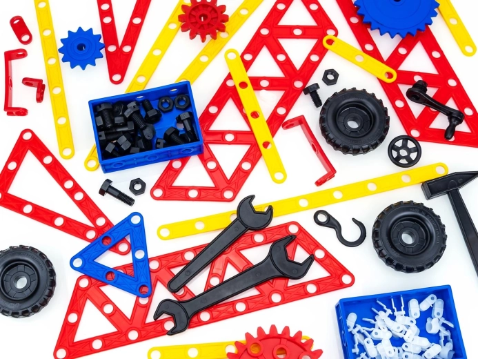 Costruisci modelli funzionali con ingranaggi e catena