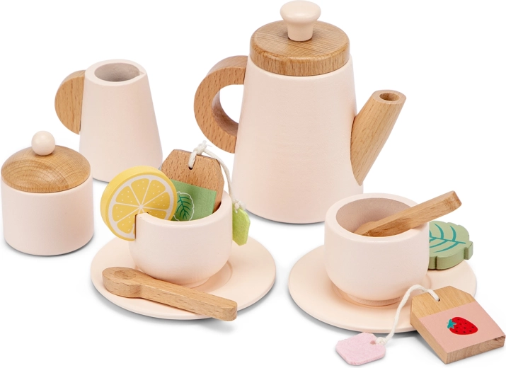 Realistic play for little hosts