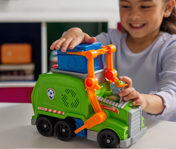 Éléments mobiles pour un jeu créatif