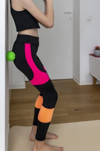 Auto-massaggio universale a casa e in ufficio