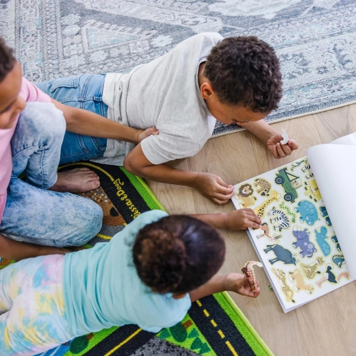 150 adesivi riutilizzabili per storie senza fine