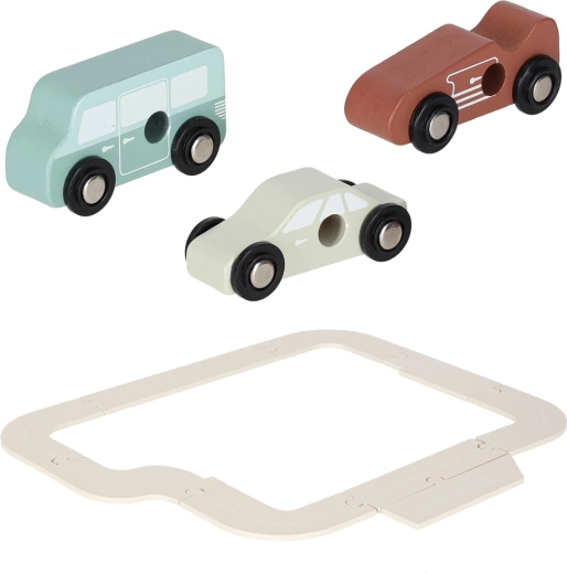 Rich set of vehicles and accessories