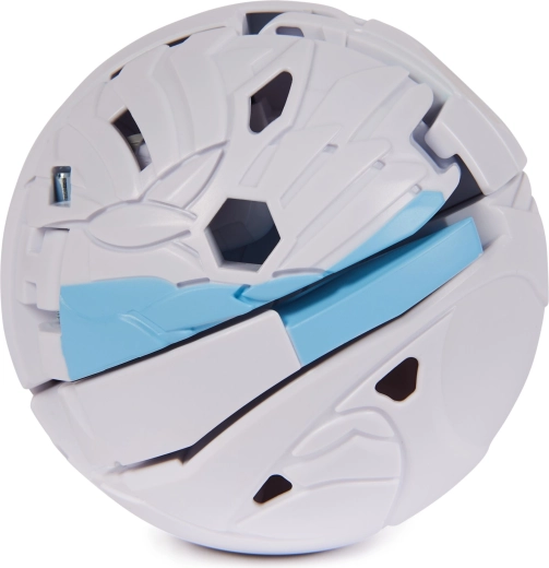 Large 8 cm ball for maximum effect