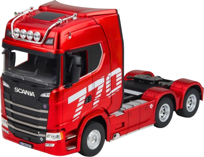 Détails réalistes et aspect métal poli